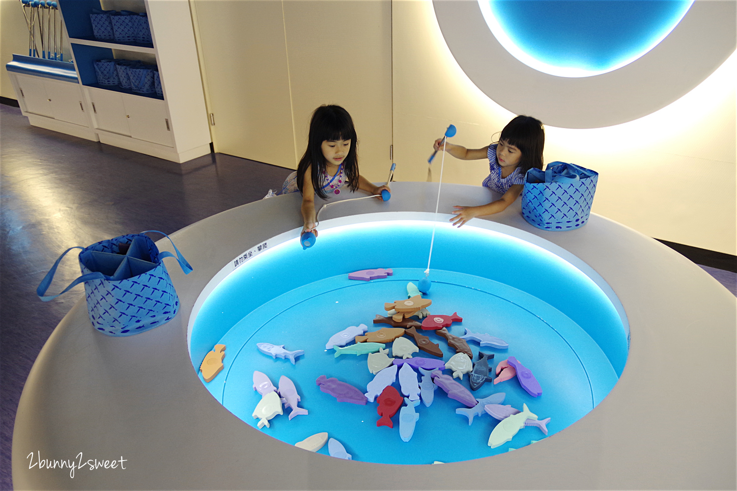 宜蘭蘇澳【安永心食館】吃喝玩樂一次滿足的高科技互動漁樂館、五星級觀光工廠 @兔兒毛毛姊妹花 宜蘭蘇澳【安永心食館】吃喝玩樂一次滿足的高科技互動漁樂館、五星級觀光工廠 @兔兒毛毛姊妹花