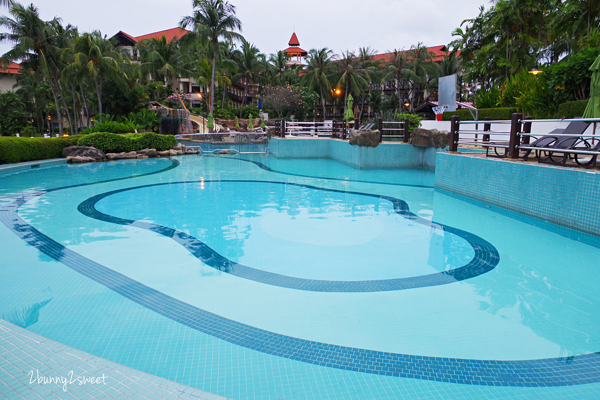 沙巴親子飯店》麥哲倫絲綢度假村 Magellan Sutera Resort~沙灘、泳池、滑水道,還有 KTV、健身房、電影院、保齡球館、兒童遊戲室~休閒設施豐富到讓你玩不完的度假村 @兔兒毛毛姊妹花 沙巴親子飯店》麥哲倫絲綢度假村 Magellan Sutera Resort~沙灘、泳池、滑水道,還有 KTV、健身房、電影院、保齡球館、兒童遊戲室~休閒設施豐富到讓你玩不完的度假村 @兔兒毛毛姊妹花