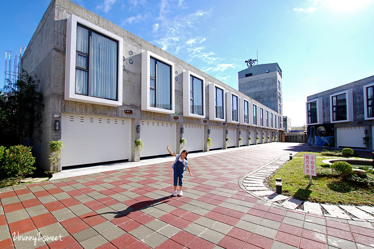 宜蘭親子住宿》貳十二度行旅~清水模外觀、工業風內裝、每間房都有超大冷泉浴缸的高C/P住宿 @兔兒毛毛姊妹花 宜蘭親子住宿》貳十二度行旅~清水模外觀、工業風內裝、每間房都有超大冷泉浴缸的高C/P住宿 @兔兒毛毛姊妹花