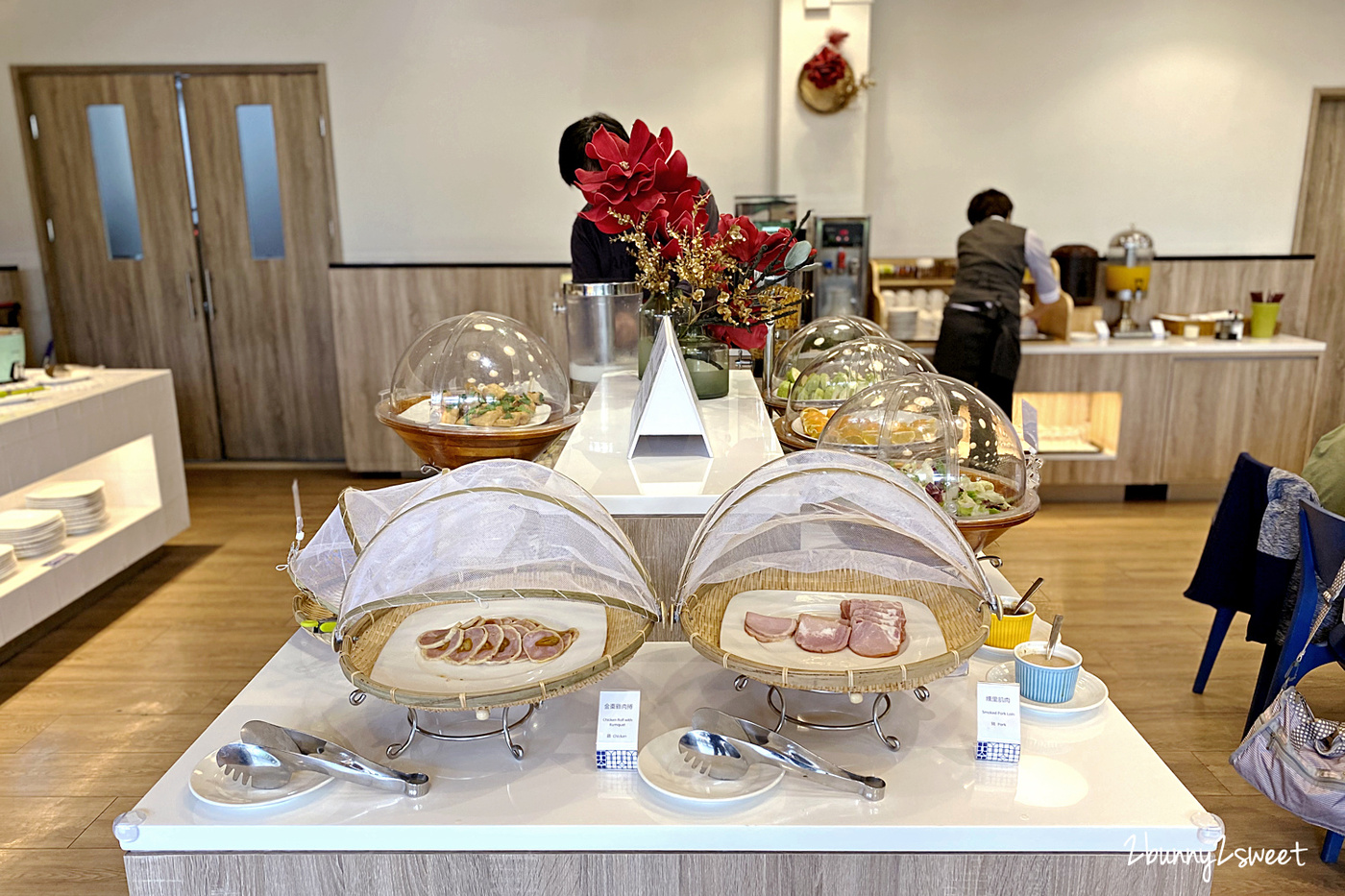 宜蘭五結親子飯店》宜蘭傳藝老爺行旅~入住江南庭園裡的閩式紅磚屋 x 悠閒暢玩宜蘭傳藝中心 x 習藝券 DIY 免費玩 x 一泊二食手路菜中餐廳晚餐/透早食堂在地風味自助早餐 @兔兒毛毛姊妹花 宜蘭五結親子飯店》宜蘭傳藝老爺行旅~入住江南庭園裡的閩式紅磚屋 x 悠閒暢玩宜蘭傳藝中心 x 習藝券 DIY 免費玩 x 一泊二食手路菜中餐廳晚餐/透早食堂在地風味自助早餐 @兔兒毛毛姊妹花