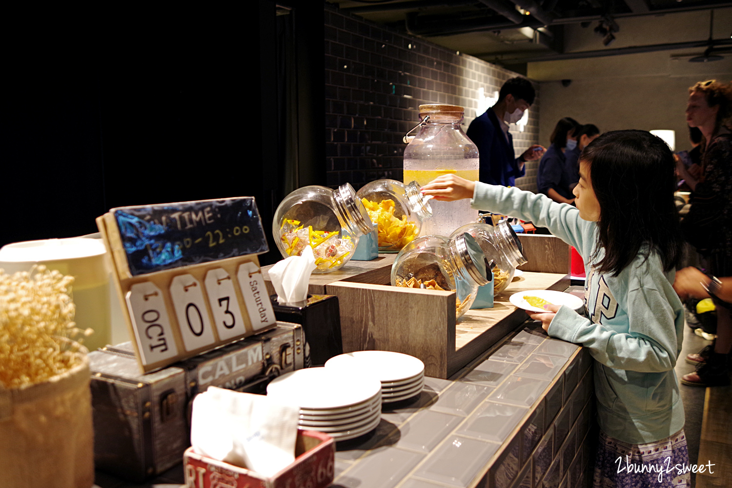 台北親子飯店「Just Sleep捷絲旅台北西門館」小小遊戲室、免費零食咖啡、超高CP值西門町住宿 @兔兒毛毛姊妹花 台北親子飯店「Just Sleep捷絲旅台北西門館」小小遊戲室、免費零食咖啡、超高CP值西門町住宿 @兔兒毛毛姊妹花