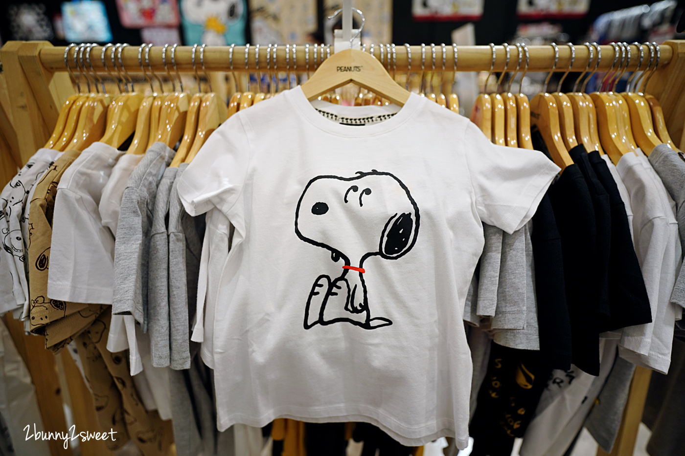 史努比特展》PEANUTS 花生漫畫 70 週年巡迴展 台北最終場~SNOOPY 巨型扭蛋機、獨家限量版商品、超可愛拍照打卡場景~完全免費參觀!! @兔兒毛毛姊妹花 史努比特展》PEANUTS 花生漫畫 70 週年巡迴展 台北最終場~SNOOPY 巨型扭蛋機、獨家限量版商品、超可愛拍照打卡場景~完全免費參觀!! @兔兒毛毛姊妹花