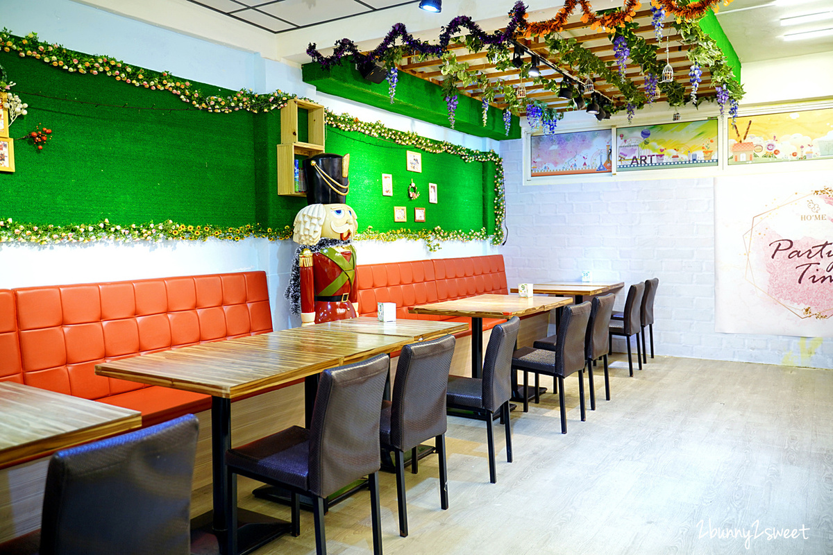 台北親子餐廳》Ho’Me廚房&親子餐廳~超難得餐點美味、價格又親民的親子餐廳!! 6 歲以下只要 30 元入場費就能玩遍三個遊戲區,包場辦趴慶生、收涎、抓周也很可以優 @兔兒毛毛姊妹花 台北親子餐廳》Ho’Me廚房&親子餐廳~超難得餐點美味、價格又親民的親子餐廳!! 6 歲以下只要 30 元入場費就能玩遍三個遊戲區,包場辦趴慶生、收涎、抓周也很可以優 @兔兒毛毛姊妹花