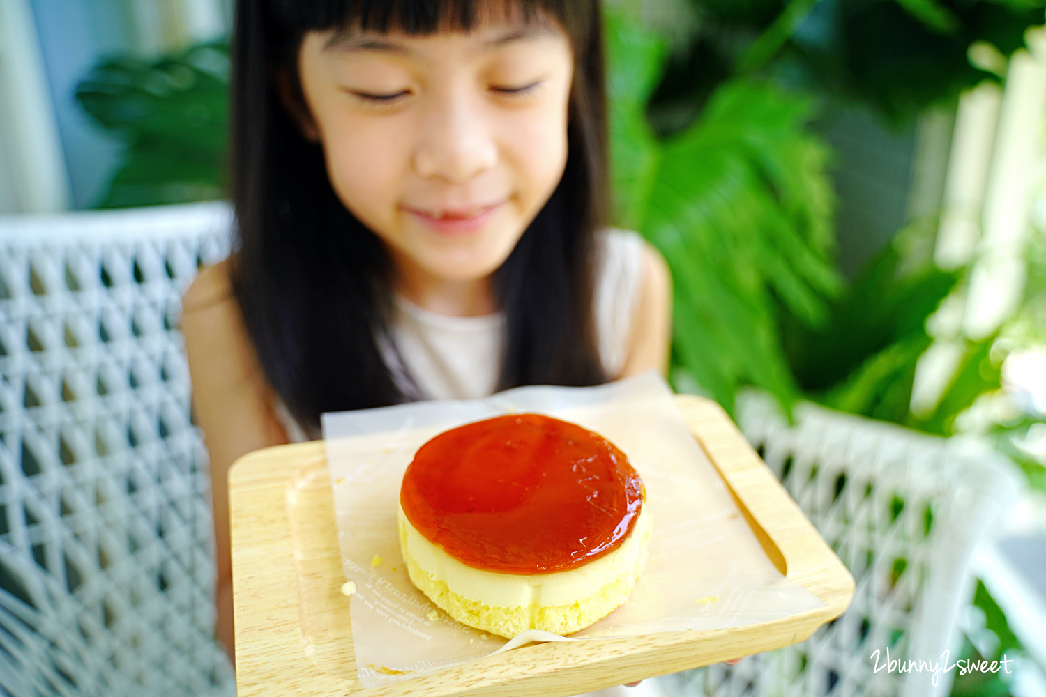 外帶宅配美食》亞尼克芒果季開跑!! 芒果控吃起來~芒果派、芒果奶酪、芒果生乳捲,整顆芒果豪邁捲入,還貼心宅配到府~宅在家也能安心吃甜點!! @兔兒毛毛姊妹花 外帶宅配美食》亞尼克芒果季開跑!! 芒果控吃起來~芒果派、芒果奶酪、芒果生乳捲,整顆芒果豪邁捲入,還貼心宅配到府~宅在家也能安心吃甜點!! @兔兒毛毛姊妹花