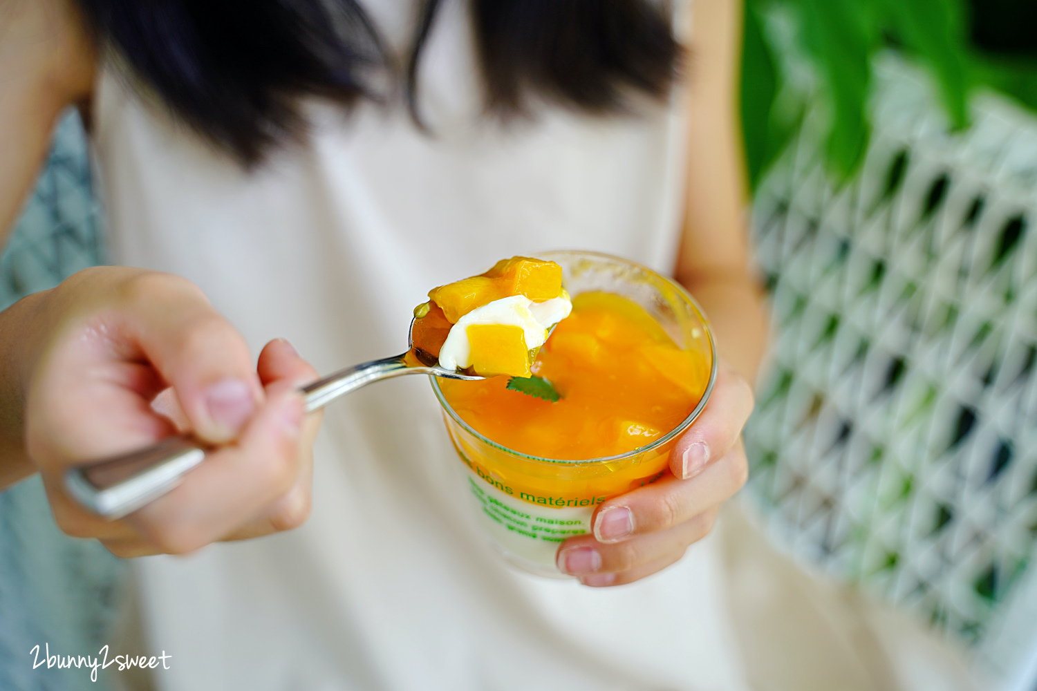 外帶宅配美食》亞尼克芒果季開跑!! 芒果控吃起來~芒果派、芒果奶酪、芒果生乳捲,整顆芒果豪邁捲入,還貼心宅配到府~宅在家也能安心吃甜點!! @兔兒毛毛姊妹花 外帶宅配美食》亞尼克芒果季開跑!! 芒果控吃起來~芒果派、芒果奶酪、芒果生乳捲,整顆芒果豪邁捲入,還貼心宅配到府~宅在家也能安心吃甜點!! @兔兒毛毛姊妹花