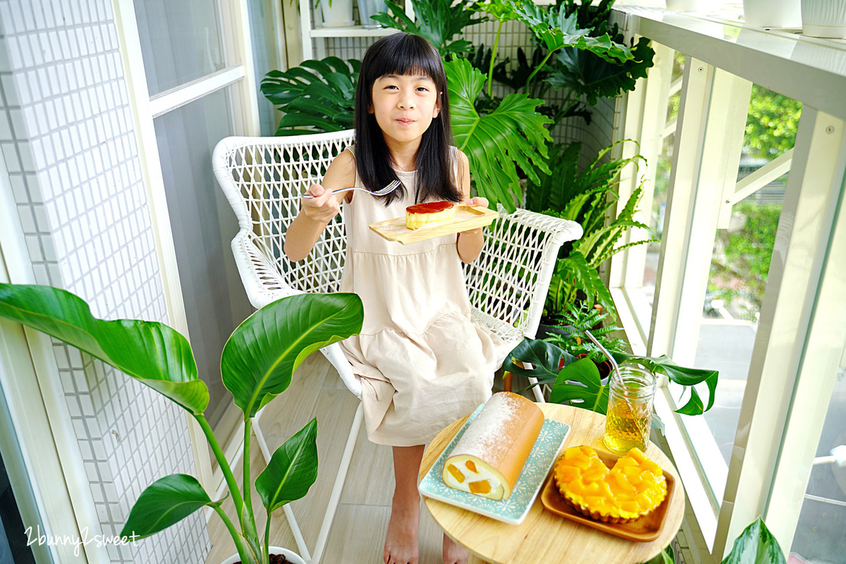 外帶宅配美食》亞尼克芒果季開跑!! 芒果控吃起來~芒果派、芒果奶酪、芒果生乳捲,整顆芒果豪邁捲入,還貼心宅配到府~宅在家也能安心吃甜點!! @兔兒毛毛姊妹花 外帶宅配美食》亞尼克芒果季開跑!! 芒果控吃起來~芒果派、芒果奶酪、芒果生乳捲,整顆芒果豪邁捲入,還貼心宅配到府~宅在家也能安心吃甜點!! @兔兒毛毛姊妹花