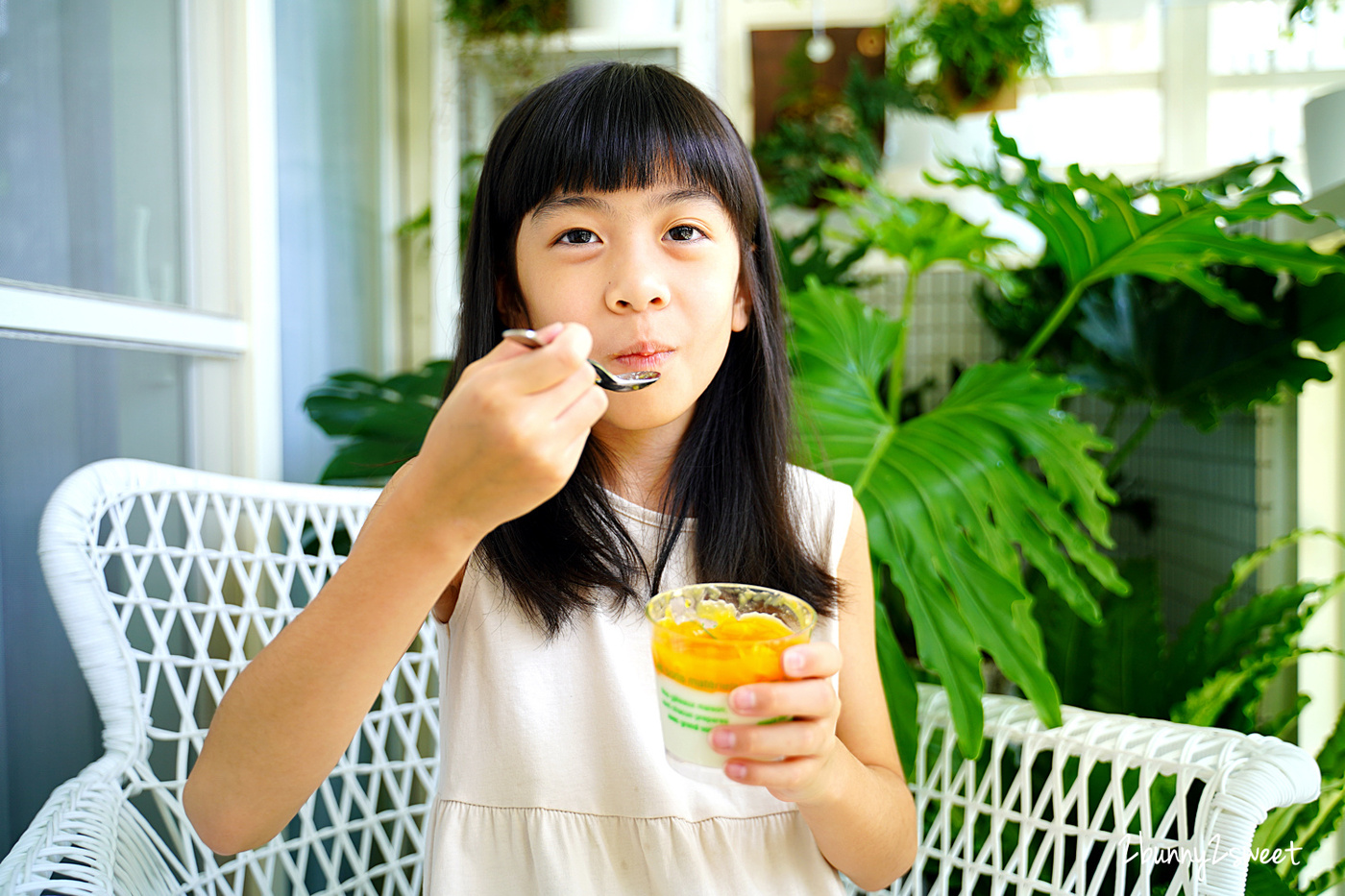 外帶宅配美食》亞尼克芒果季開跑!! 芒果控吃起來~芒果派、芒果奶酪、芒果生乳捲,整顆芒果豪邁捲入,還貼心宅配到府~宅在家也能安心吃甜點!! @兔兒毛毛姊妹花 外帶宅配美食》亞尼克芒果季開跑!! 芒果控吃起來~芒果派、芒果奶酪、芒果生乳捲,整顆芒果豪邁捲入,還貼心宅配到府~宅在家也能安心吃甜點!! @兔兒毛毛姊妹花