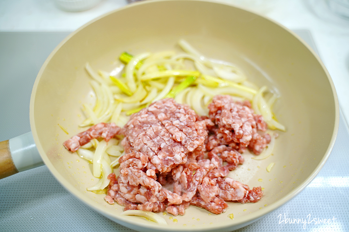 熱炒食譜》什錦炒冬粉~一鍋到底,10 分鐘上菜!! 有菜、有肉、有主食,口味、口感都超棒!! 一鍋搞定一餐就是這麼簡單 @兔兒毛毛姊妹花 熱炒食譜》什錦炒冬粉~一鍋到底,10 分鐘上菜!! 有菜、有肉、有主食,口味、口感都超棒!! 一鍋搞定一餐就是這麼簡單 @兔兒毛毛姊妹花