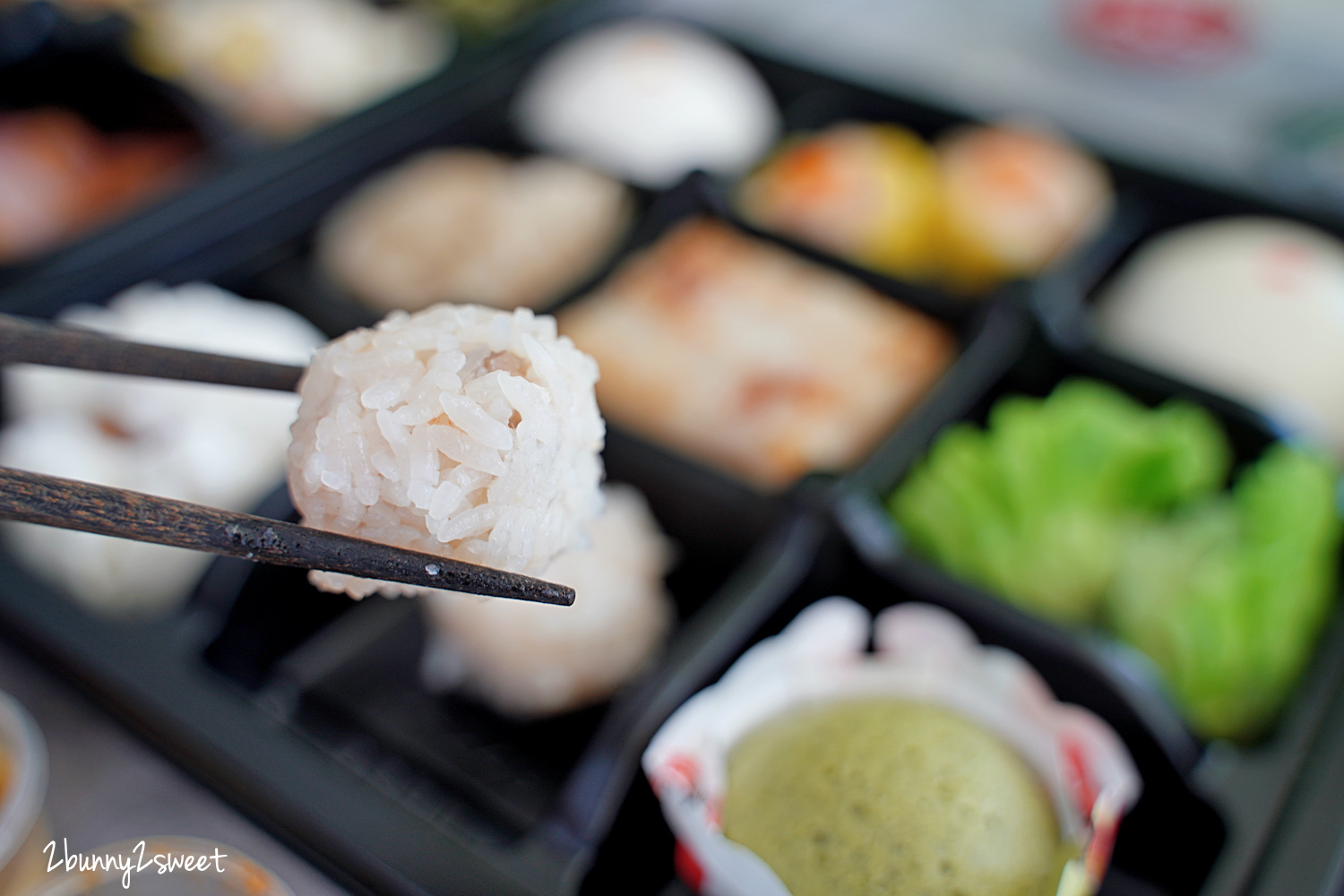 台北美食》台北福華珍珠坊外帶便當盒餐 港點粵菜27品~精緻九宮格盒餐,一次品嚐 27 品經典港點粵菜,飽足又解饞!! @兔兒毛毛姊妹花 台北美食》台北福華珍珠坊外帶便當盒餐 港點粵菜27品~精緻九宮格盒餐,一次品嚐 27 品經典港點粵菜,飽足又解饞!! @兔兒毛毛姊妹花