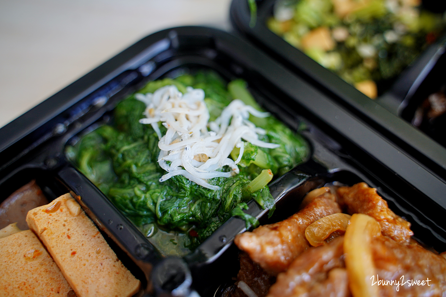 台北美食》台北福華珍珠坊外帶便當盒餐 港點粵菜27品~精緻九宮格盒餐,一次品嚐 27 品經典港點粵菜,飽足又解饞!! @兔兒毛毛姊妹花 台北美食》台北福華珍珠坊外帶便當盒餐 港點粵菜27品~精緻九宮格盒餐,一次品嚐 27 品經典港點粵菜,飽足又解饞!! @兔兒毛毛姊妹花