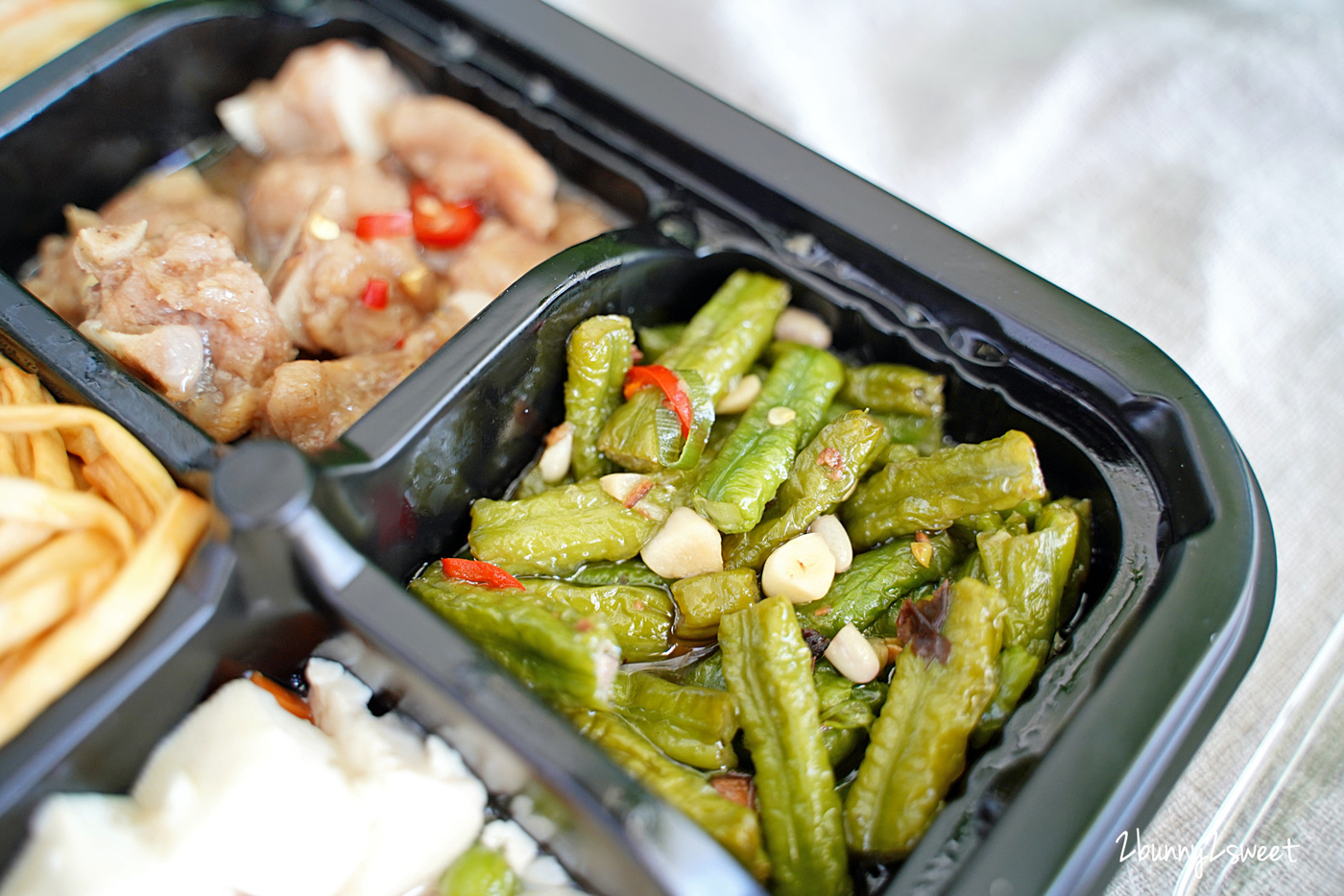 台北美食》台北福華珍珠坊外帶便當盒餐 港點粵菜27品~精緻九宮格盒餐,一次品嚐 27 品經典港點粵菜,飽足又解饞!! @兔兒毛毛姊妹花 台北美食》台北福華珍珠坊外帶便當盒餐 港點粵菜27品~精緻九宮格盒餐,一次品嚐 27 品經典港點粵菜,飽足又解饞!! @兔兒毛毛姊妹花