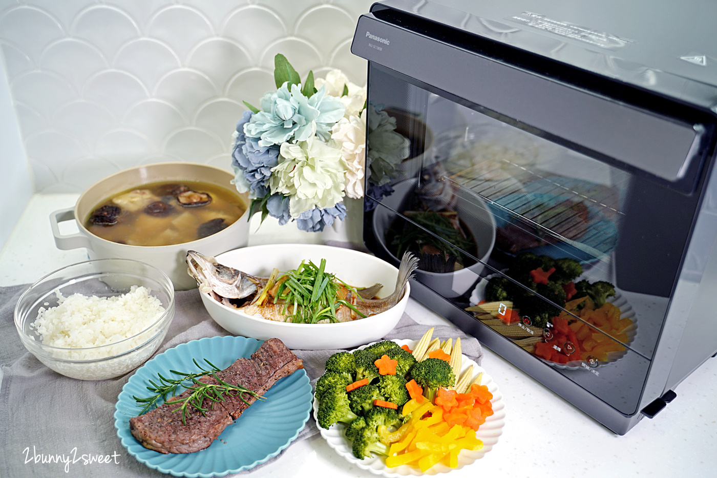 廚房家電開箱》Panasonic 蒸氣烘烤爐 NU-SC180B~輕鬆帶著孩子做親子料理,蒸、烤、煎、炸、烘、燉多功能,一機抵多機。趁『集雅社生日慶』買起來,真的省很大~ @兔兒毛毛姊妹花 廚房家電開箱》Panasonic 蒸氣烘烤爐 NU-SC180B~輕鬆帶著孩子做親子料理,蒸、烤、煎、炸、烘、燉多功能,一機抵多機。趁『集雅社生日慶』買起來,真的省很大~ @兔兒毛毛姊妹花
