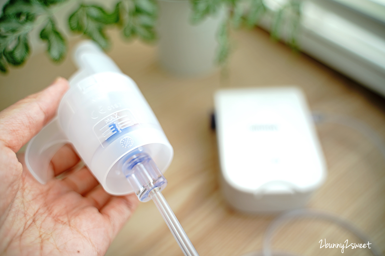 育兒好物開箱》歐姆龍噴霧治療器 NE-C803~輕巧、靜音、方便隨身帶著走,舒緩小兒過敏、氣喘、感冒症狀的好幫手 @兔兒毛毛姊妹花 育兒好物開箱》歐姆龍噴霧治療器 NE-C803~輕巧、靜音、方便隨身帶著走,舒緩小兒過敏、氣喘、感冒症狀的好幫手 @兔兒毛毛姊妹花