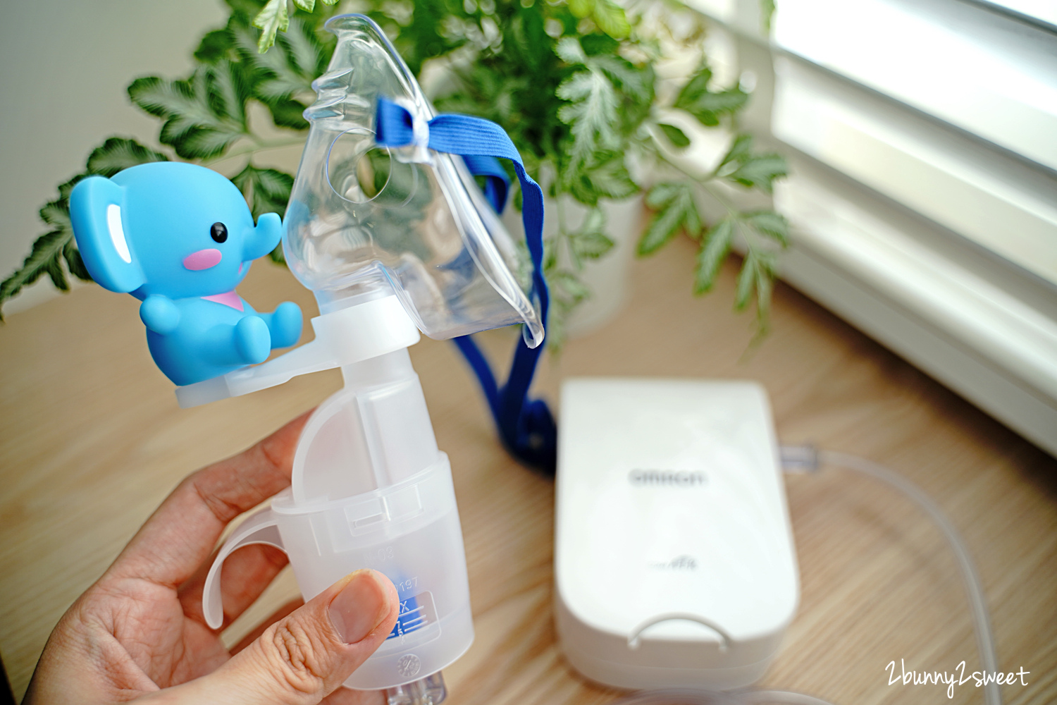 育兒好物開箱》歐姆龍噴霧治療器 NE-C803~輕巧、靜音、方便隨身帶著走,舒緩小兒過敏、氣喘、感冒症狀的好幫手 @兔兒毛毛姊妹花 育兒好物開箱》歐姆龍噴霧治療器 NE-C803~輕巧、靜音、方便隨身帶著走,舒緩小兒過敏、氣喘、感冒症狀的好幫手 @兔兒毛毛姊妹花