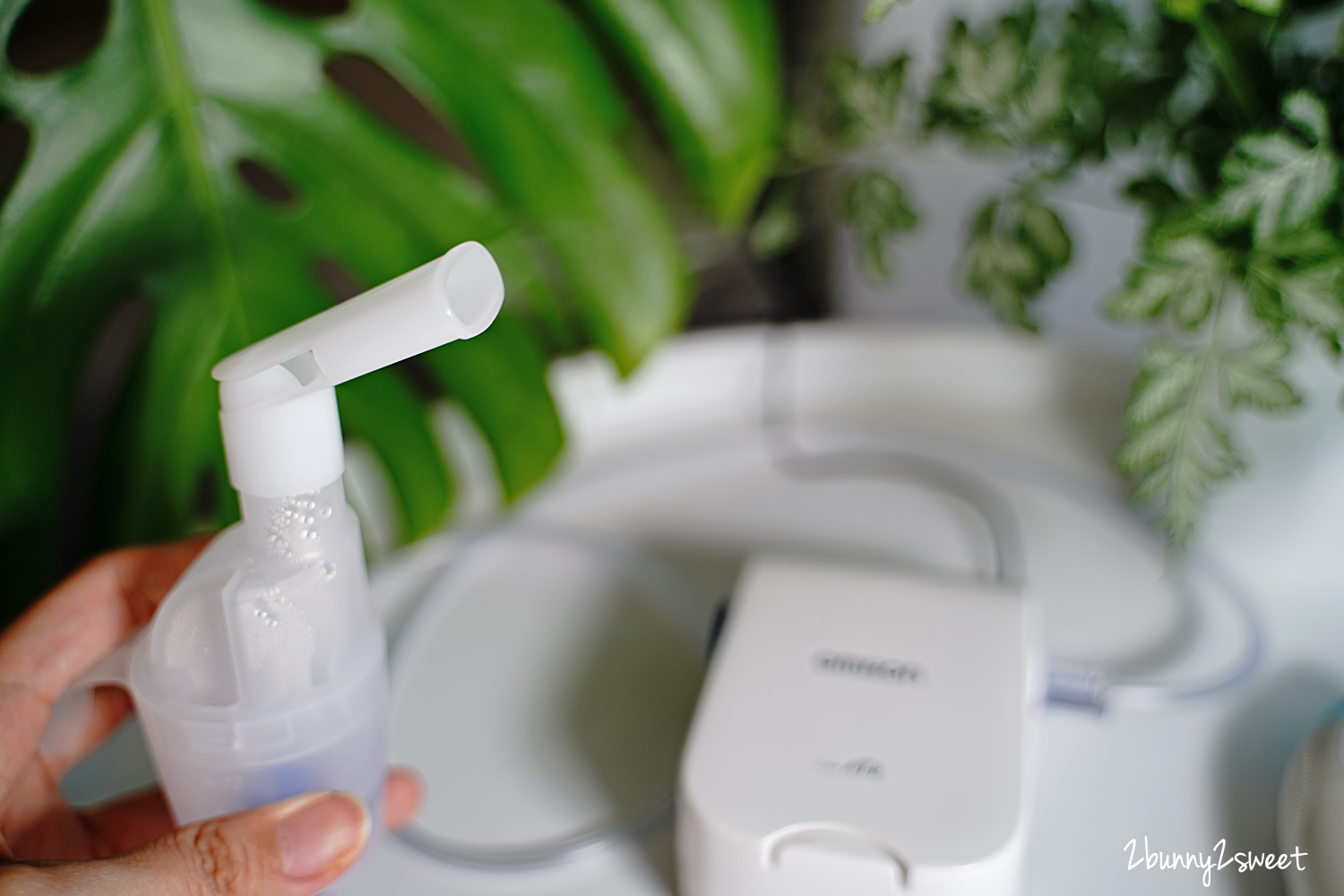 育兒好物開箱》歐姆龍噴霧治療器 NE-C803~輕巧、靜音、方便隨身帶著走,舒緩小兒過敏、氣喘、感冒症狀的好幫手 @兔兒毛毛姊妹花 育兒好物開箱》歐姆龍噴霧治療器 NE-C803~輕巧、靜音、方便隨身帶著走,舒緩小兒過敏、氣喘、感冒症狀的好幫手 @兔兒毛毛姊妹花
