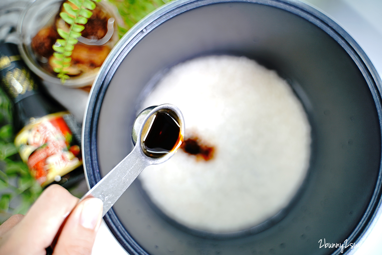 料理好幫手》穀盛壽喜燒醬~零廚藝媽媽調味的秘密武器!! 鹹中帶甜還會回甘,做壽喜燒、丼飯、炒肉、燉魚都適合|四道壽喜燒醬料理食譜分享 @兔兒毛毛姊妹花 料理好幫手》穀盛壽喜燒醬~零廚藝媽媽調味的秘密武器!! 鹹中帶甜還會回甘,做壽喜燒、丼飯、炒肉、燉魚都適合|四道壽喜燒醬料理食譜分享 @兔兒毛毛姊妹花