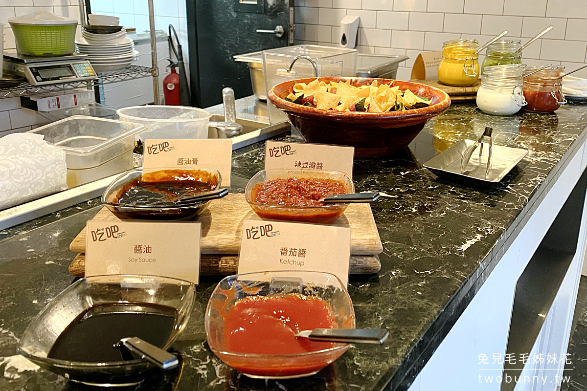 台北美食》amba 西門町意舍酒店 吃吧 週末早午餐吃到飽～780元爽吃 3.5 小時，海鮮、生魚片、肋眼牛排通通有 @兔兒毛毛姊妹花