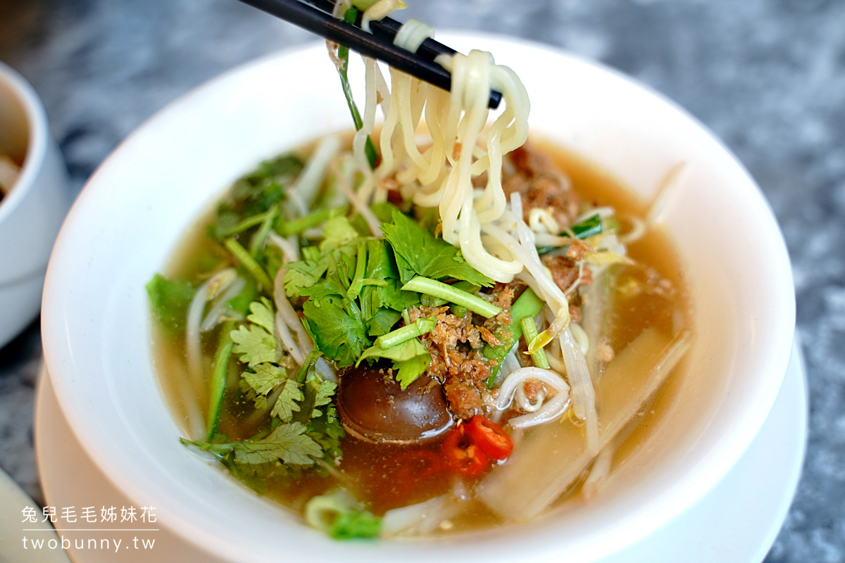 台北吃到飽》朋派自助餐|板橋凱撒大飯店自助百匯~千元上下大飯店 buffet 吃得到螃蟹、海鮮、異國料理,柏克金啤酒喝到飽 @兔兒毛毛姊妹花 台北吃到飽》朋派自助餐|板橋凱撒大飯店自助百匯~千元上下大飯店 buffet 吃得到螃蟹、海鮮、異國料理,柏克金啤酒喝到飽 @兔兒毛毛姊妹花