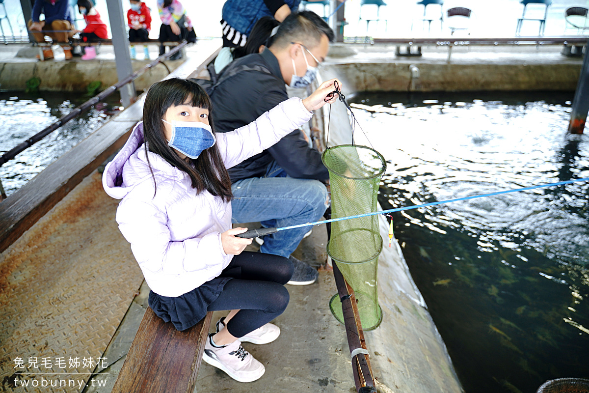 【蘭楊蟹莊親子釣蝦場】宜蘭頭城親子釣蝦推薦｜乾淨無菸、零經驗也好釣，雨天景點首選 @兔兒毛毛姊妹花