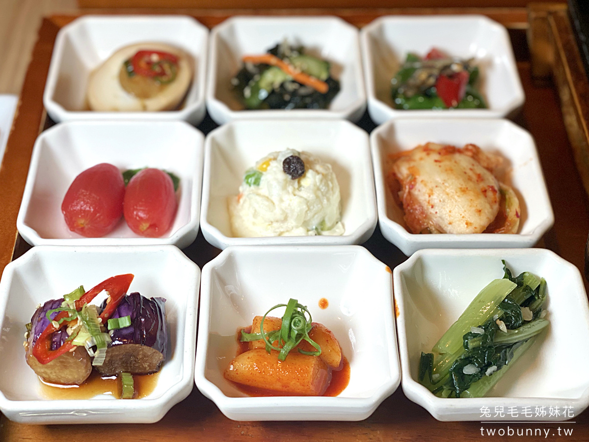 市府站美食》偷飯賊~一個人也能吃韓式烤肉的韓式定食專賣店，附九宮格小菜好滿足 @兔兒毛毛姊妹花