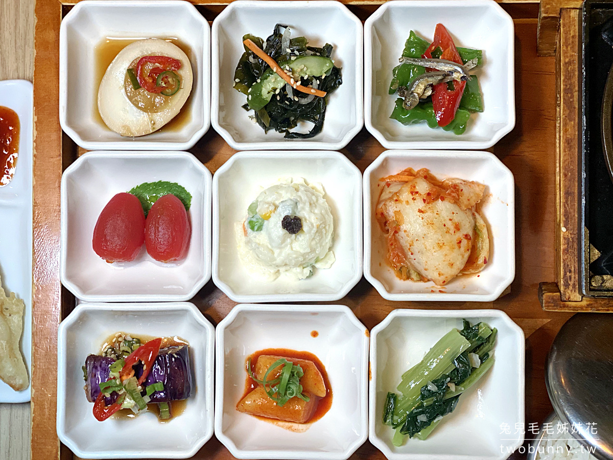 市府站美食》偷飯賊~一個人也能吃韓式烤肉的韓式定食專賣店，附九宮格小菜好滿足 @兔兒毛毛姊妹花