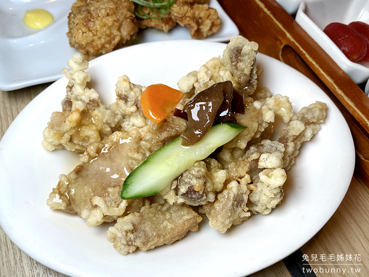 市府站美食》偷飯賊~一個人也能吃韓式烤肉的韓式定食專賣店，附九宮格小菜好滿足 @兔兒毛毛姊妹花