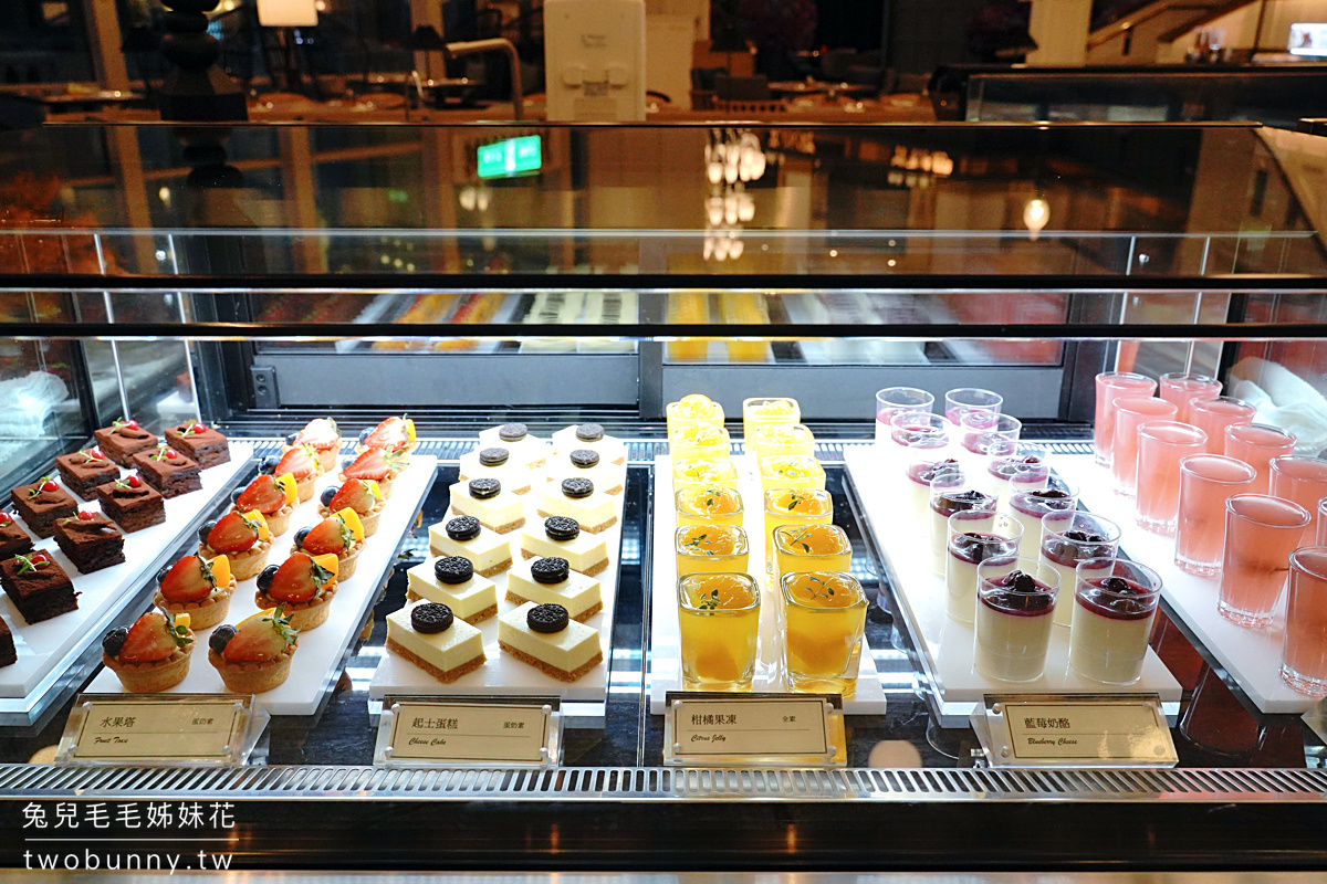 【英倫西餐廳自助餐】花蓮飯店吃到飽推薦！遠雄悅來晚餐Buffet、海景餐廳完整攻略 @兔兒毛毛姊妹花