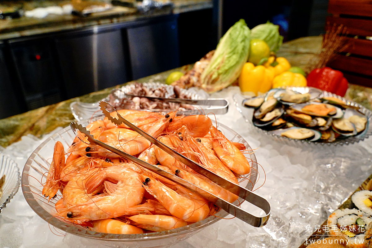 【英倫西餐廳自助餐】花蓮飯店吃到飽推薦！遠雄悅來晚餐Buffet、海景餐廳完整攻略 @兔兒毛毛姊妹花