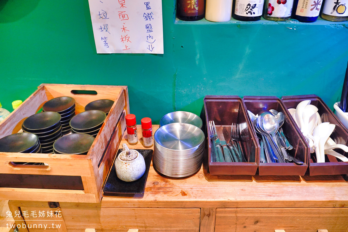 南京三民【浮誇海鮮丼飯專賣店】藏身南京公寓市場內的平價海鮮丼，直接給你半隻龍蝦!! @兔兒毛毛姊妹花