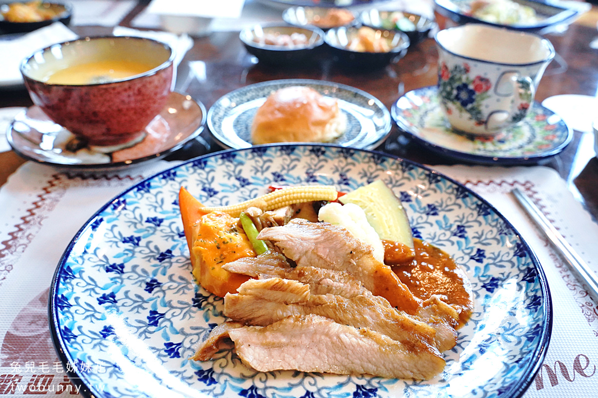 【七星潭水上明月渡假旅店】花蓮海景飯店｜奢華宮廷風住宿、一泊三食＋頂樓SPA池 @兔兒毛毛姊妹花