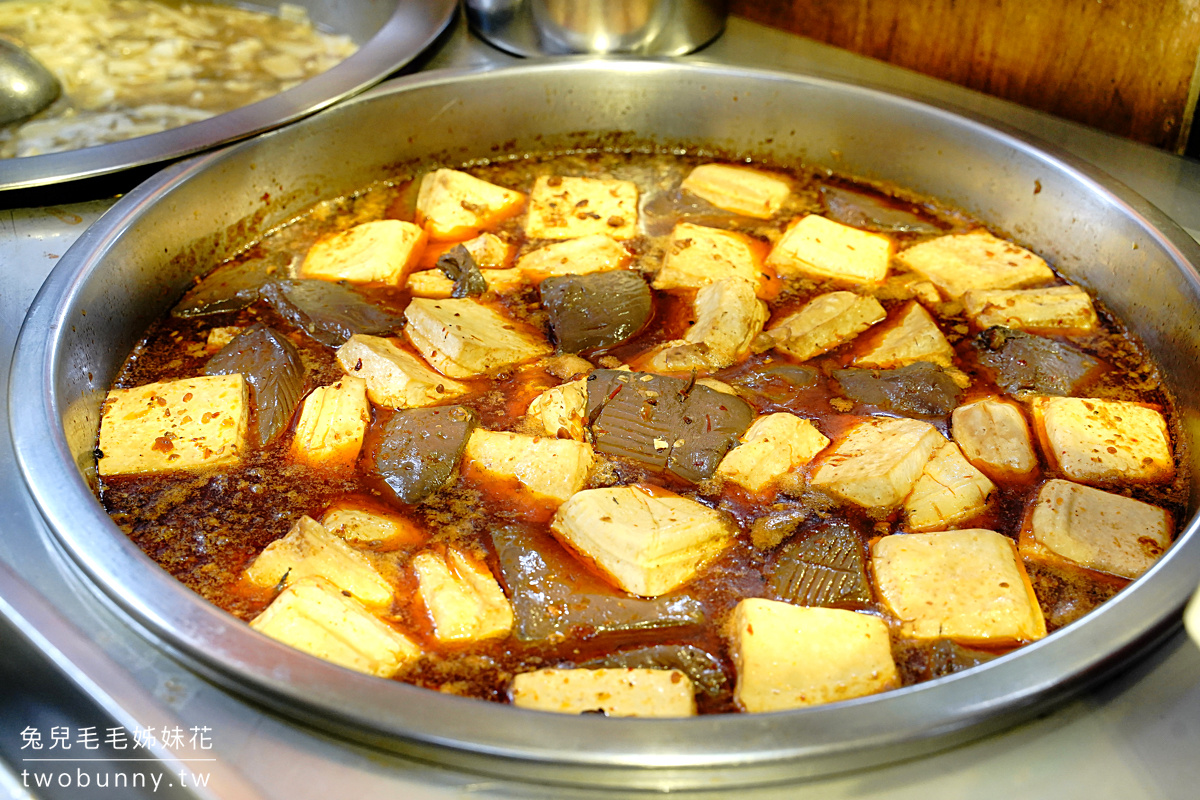 【望龍埤鵝肉攤】宜蘭員山美食推薦｜20元鵝湯麵吃到飽、鵝肉熱炒、望龍埤必吃 @兔兒毛毛姊妹花