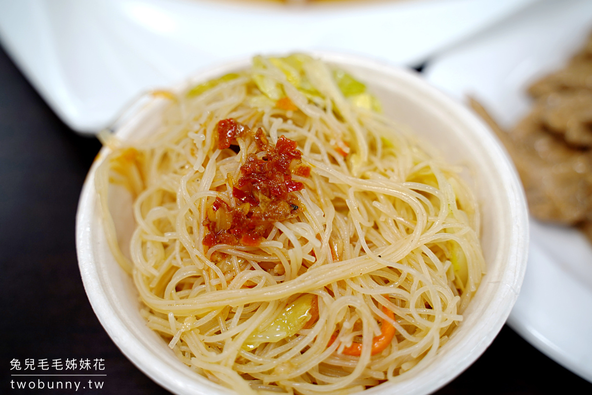 【望龍埤鵝肉攤】宜蘭員山美食推薦｜20元鵝湯麵吃到飽、鵝肉熱炒、望龍埤必吃 @兔兒毛毛姊妹花