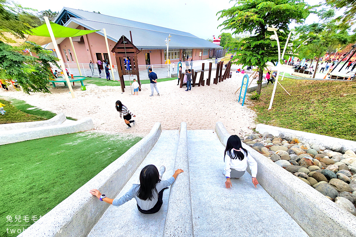 屏東特色公園》潮好玩幸福村～大沙坑、溜滑梯、攀爬塔、兒童版極限體能王，還有文創市集好好逛 @兔兒毛毛姊妹花