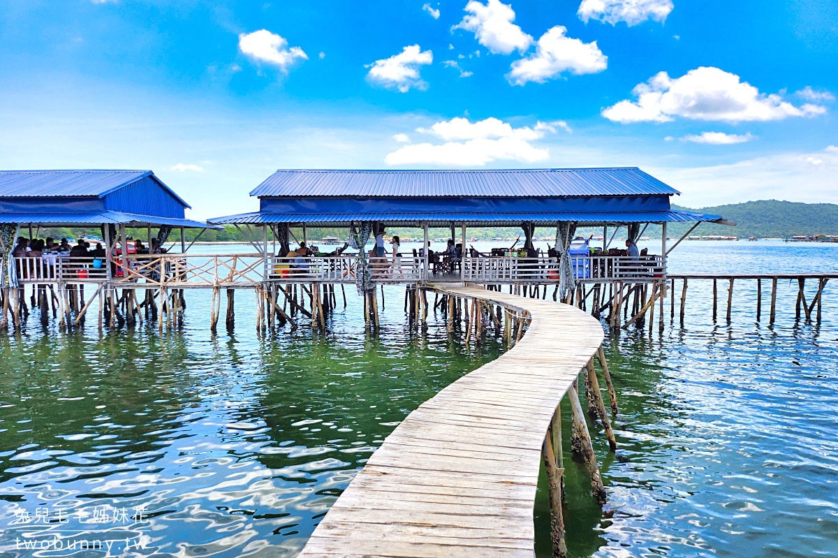 富國島美食 星星店 Con Sao Qu&aacute;n｜海星沙灘的海上屋海鮮餐廳，根本是網美餐廳 @兔兒毛毛姊妹花