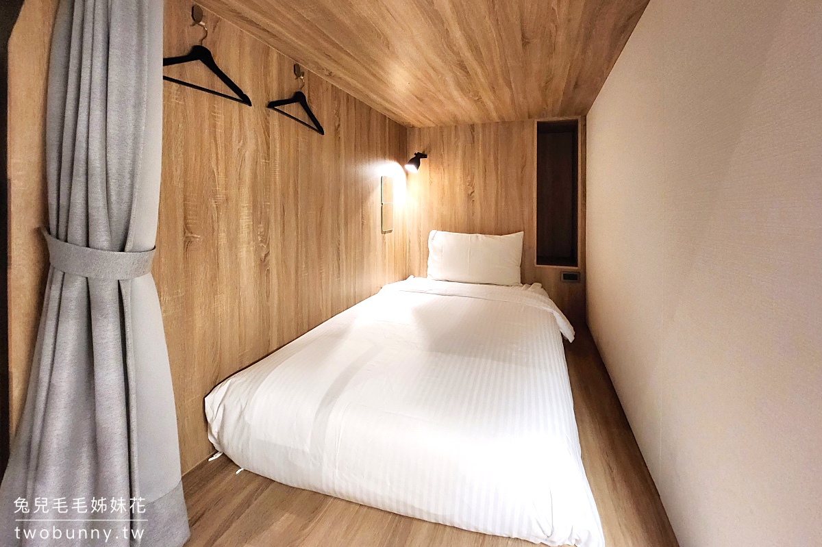 【探索私旅 Explore Hotel】台中逢甲住宿推薦！逢甲夜市走路5分鐘、免費停車＋航空主題設計旅店 @兔兒毛毛姊妹花
