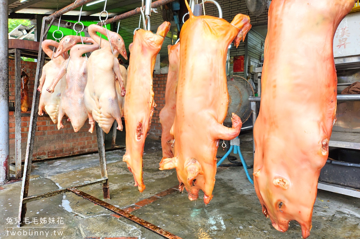 【龍莊烤乳豬庭園餐廳】台中大坑美食正宗手工炭火烤乳豬,外皮喀滋喀滋和餅乾一樣酥脆 @兔兒毛毛姊妹花 【龍莊烤乳豬庭園餐廳】台中大坑美食正宗手工炭火烤乳豬,外皮喀滋喀滋和餅乾一樣酥脆 @兔兒毛毛姊妹花