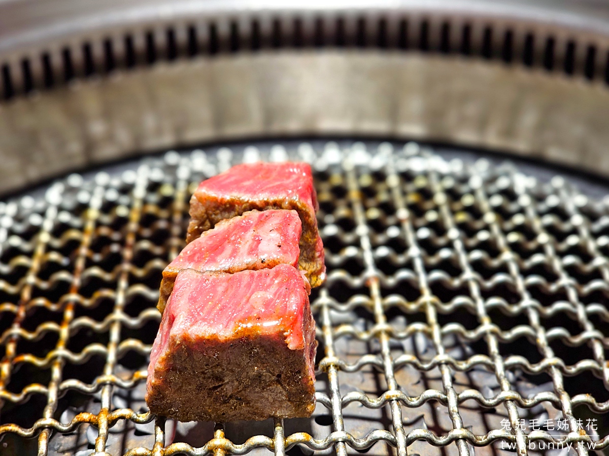 台北燒肉》燒肉擔當～食材、調味、烤工都講究的專人桌邊服務頂級和牛燒肉餐廳｜忠孝敦化美食 @兔兒毛毛姊妹花