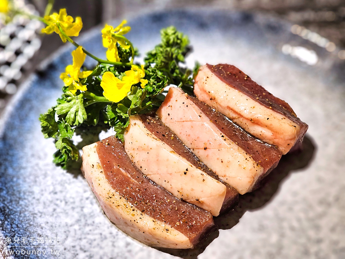 台北燒肉》燒肉擔當～食材、調味、烤工都講究的專人桌邊服務頂級和牛燒肉餐廳｜忠孝敦化美食 @兔兒毛毛姊妹花
