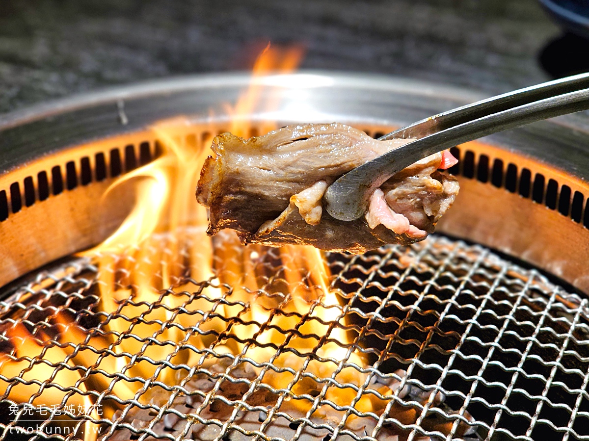 台北燒肉》燒肉擔當～食材、調味、烤工都講究的專人桌邊服務頂級和牛燒肉餐廳｜忠孝敦化美食 @兔兒毛毛姊妹花