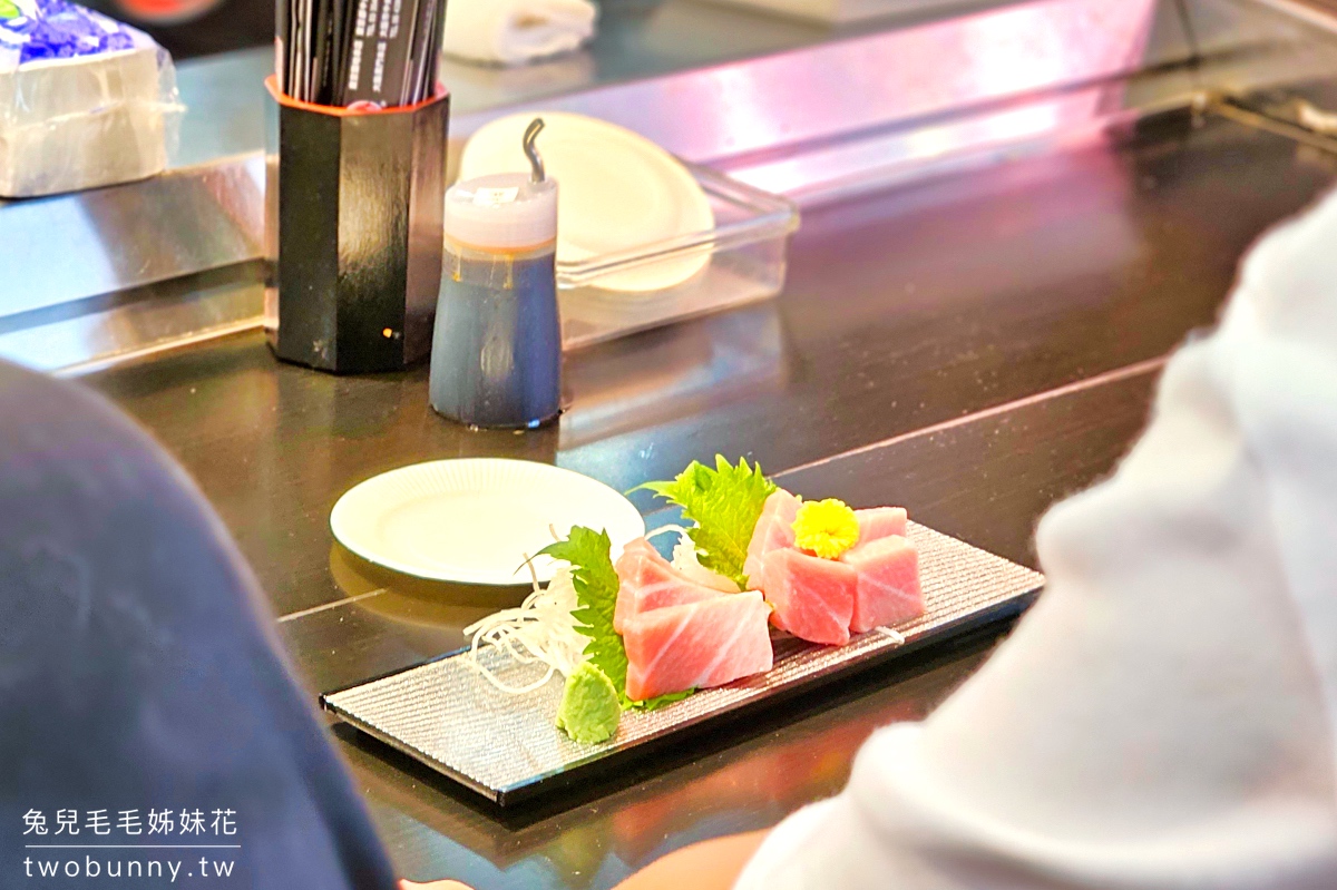 【黑銀まぐろや】大阪黑門市場必吃!黑鮪魚生魚片、握壽司+丼飯攻略 @兔兒毛毛姊妹花 【黑銀まぐろや】大阪黑門市場必吃!黑鮪魚生魚片、握壽司+丼飯攻略 @兔兒毛毛姊妹花
