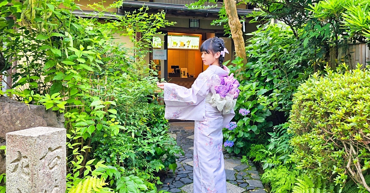 京都清水寺美食【MACCHA HOUSE 抹茶館】産寧坂最美庭園抹茶專賣店，抹茶提拉米蘇必點 @兔兒毛毛姊妹花