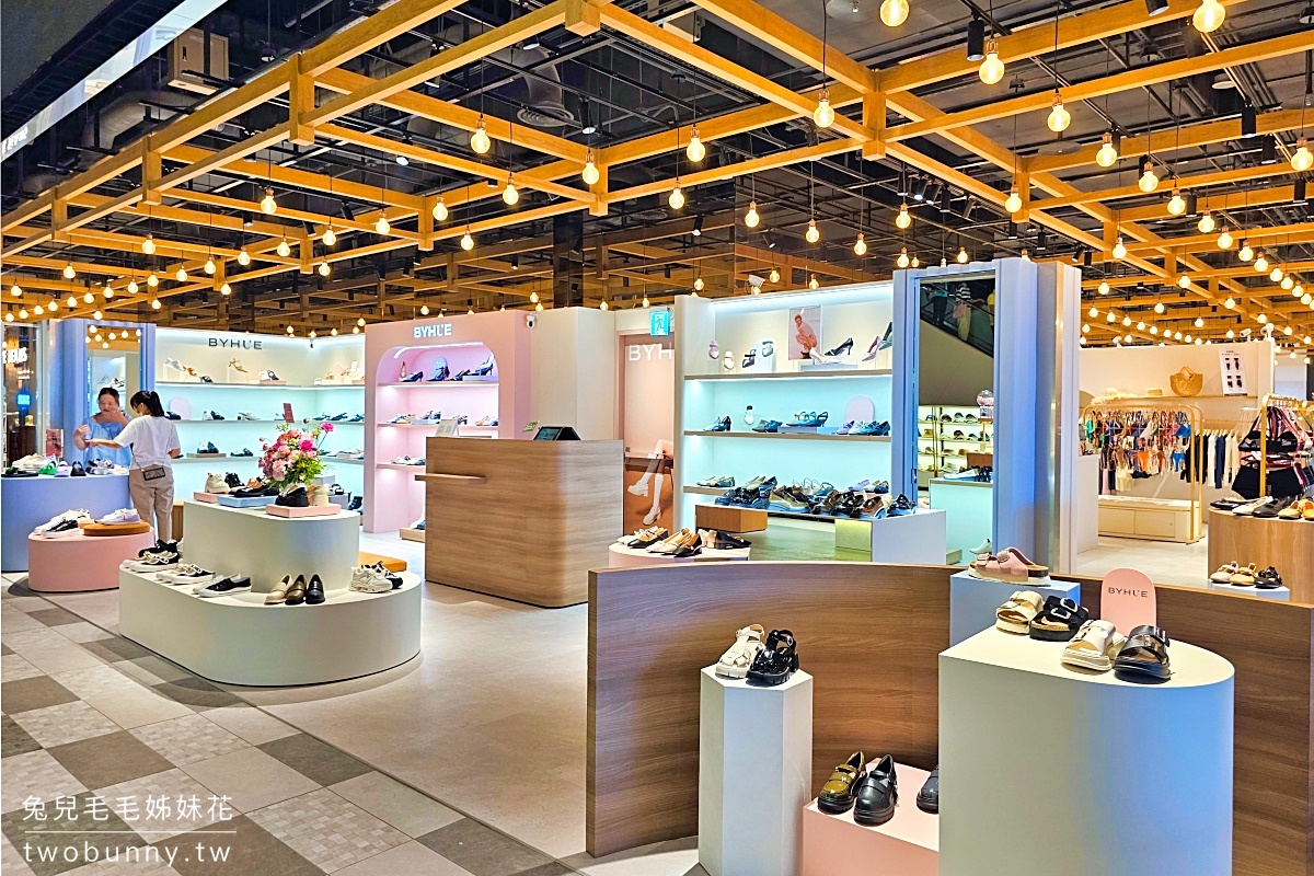 新店室內景點》裕隆城～誠品生活新店，必看亮點、主題餐廳、百貨櫃位快速導覽 @兔兒毛毛姊妹花