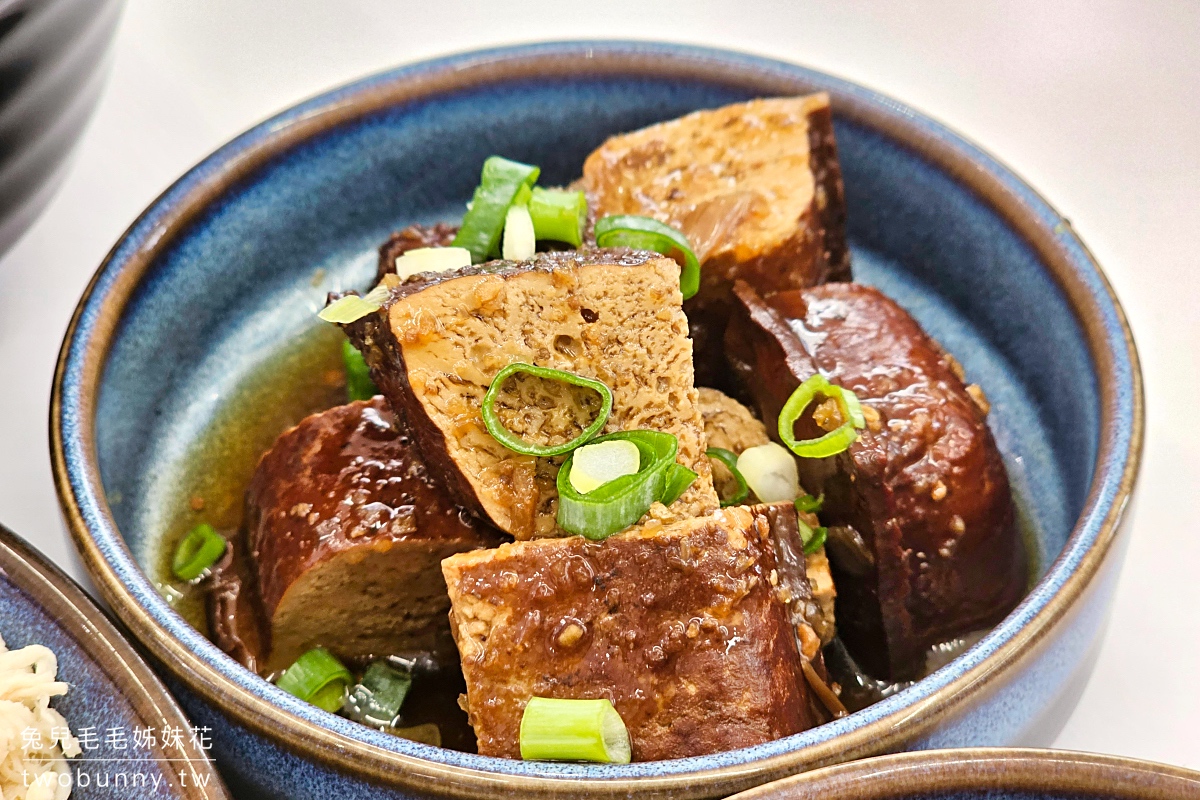 小巨蛋美食【甘霖涼麵舖】店名不是在罵人!! 超Q彈粗麵+濃郁麻醬就是讚,布丁也必點 @兔兒毛毛姊妹花 小巨蛋美食【甘霖涼麵舖】店名不是在罵人!! 超Q彈粗麵+濃郁麻醬就是讚,布丁也必點 @兔兒毛毛姊妹花