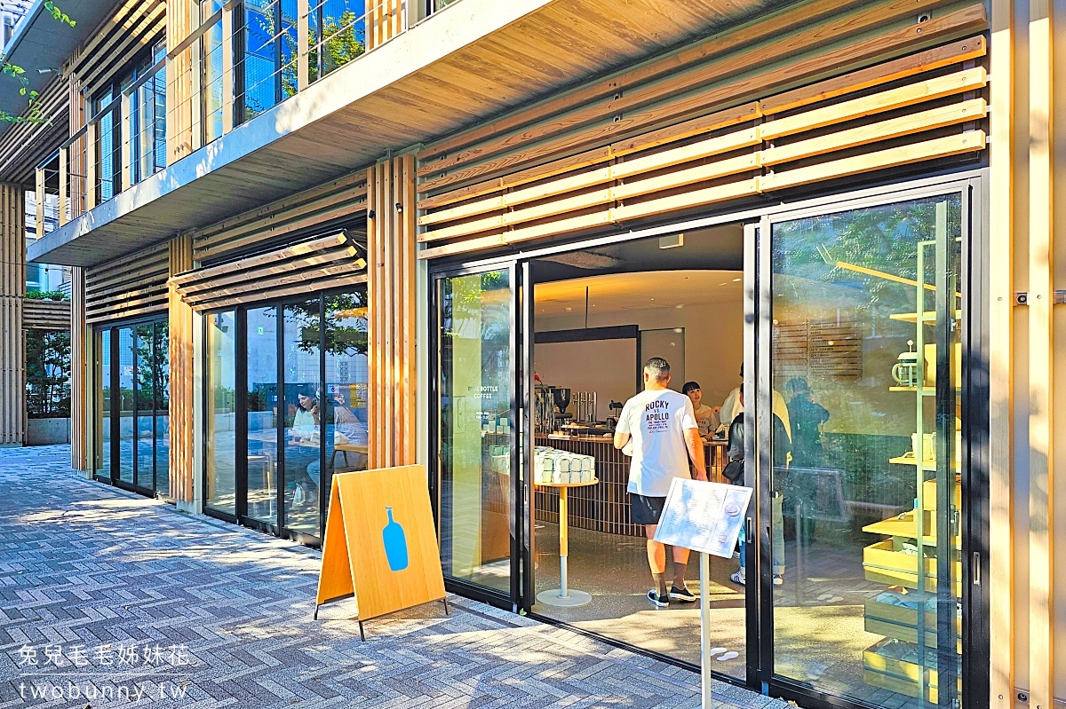 【Blue Bottle Coffee Kyoto Rokkaku】京都藍瓶咖啡六角店|百年町家咖啡館、自行車行共存,京都必訪咖啡店 @兔兒毛毛姊妹花