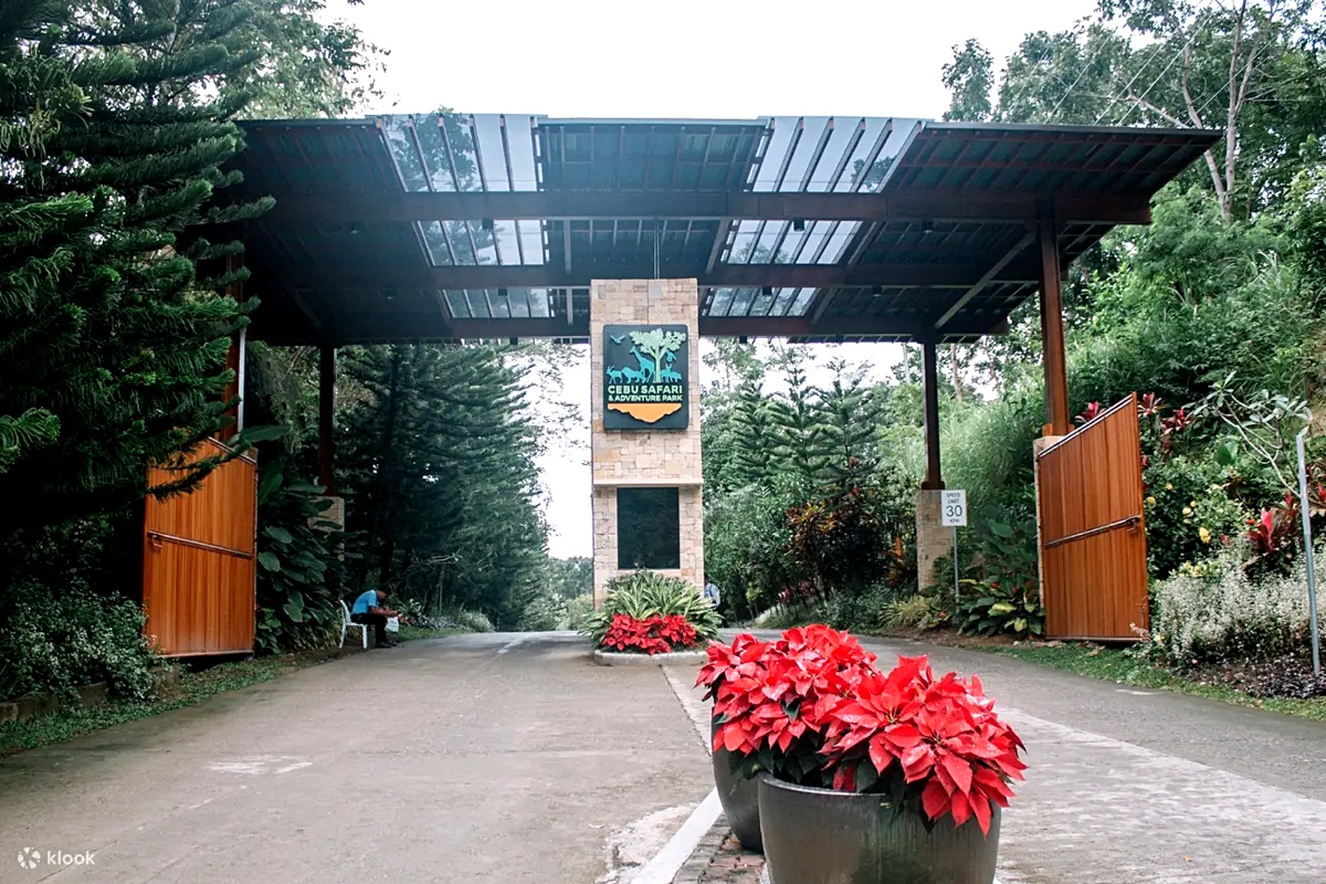 【宿霧野生動物園】Cebu Safari and Adventure Park攻略｜菲律賓最大動物園、門票交通、必玩設施 @兔兒毛毛姊妹花