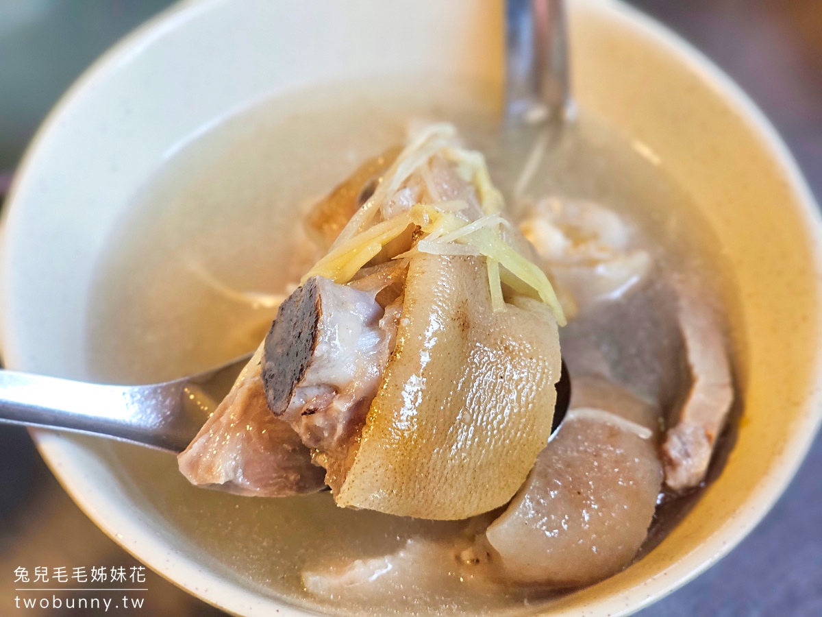 大稻埕美食【許仔豬腳麵線】慈聖宮美食街必吃50年白煮豬腳湯老店，大橋頭廟口美食 @兔兒毛毛姊妹花
