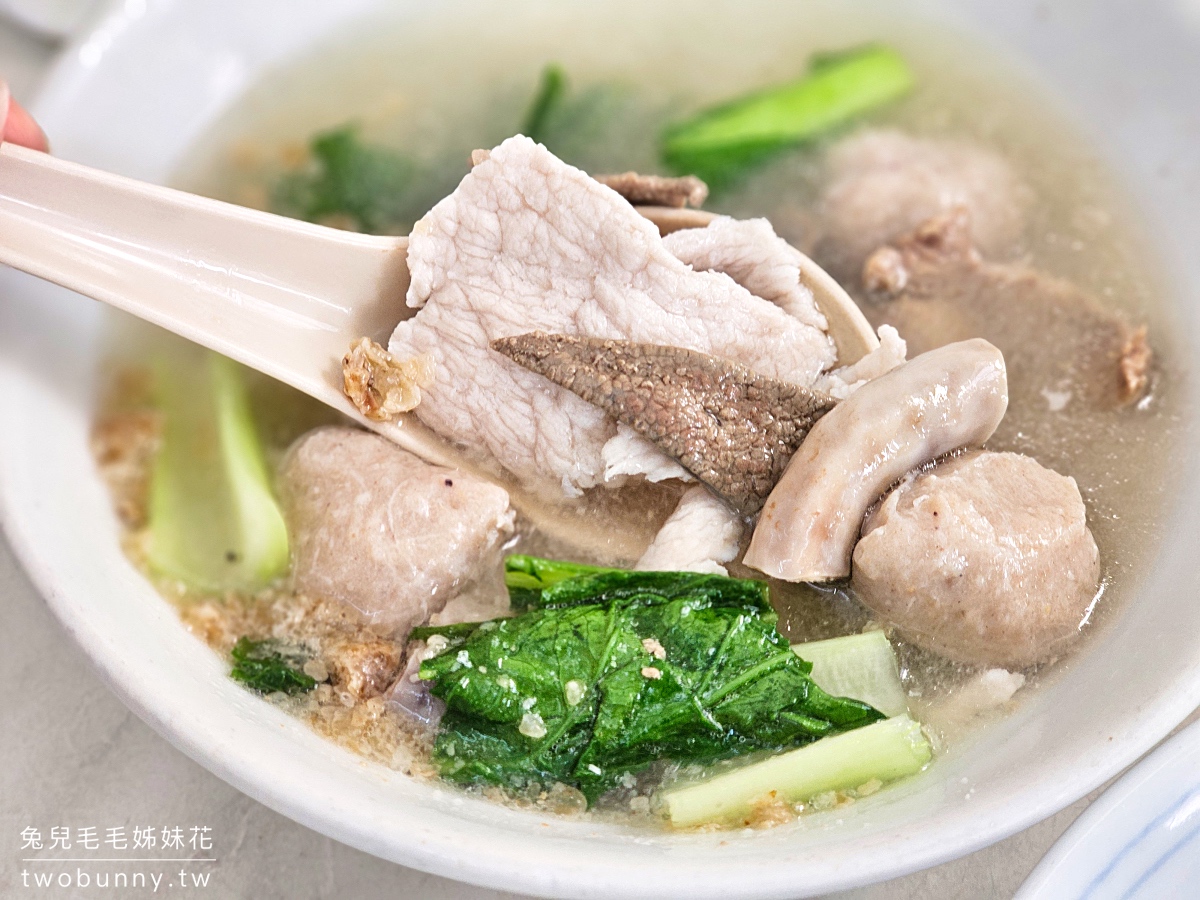 沙巴美食【金沙園生肉麵】亞庇加雅街必吃老字號豬雜湯,配個乾撈麵、三酸汁超滿足 @兔兒毛毛姊妹花 沙巴美食【金沙園生肉麵】亞庇加雅街必吃老字號豬雜湯,配個乾撈麵、三酸汁超滿足 @兔兒毛毛姊妹花