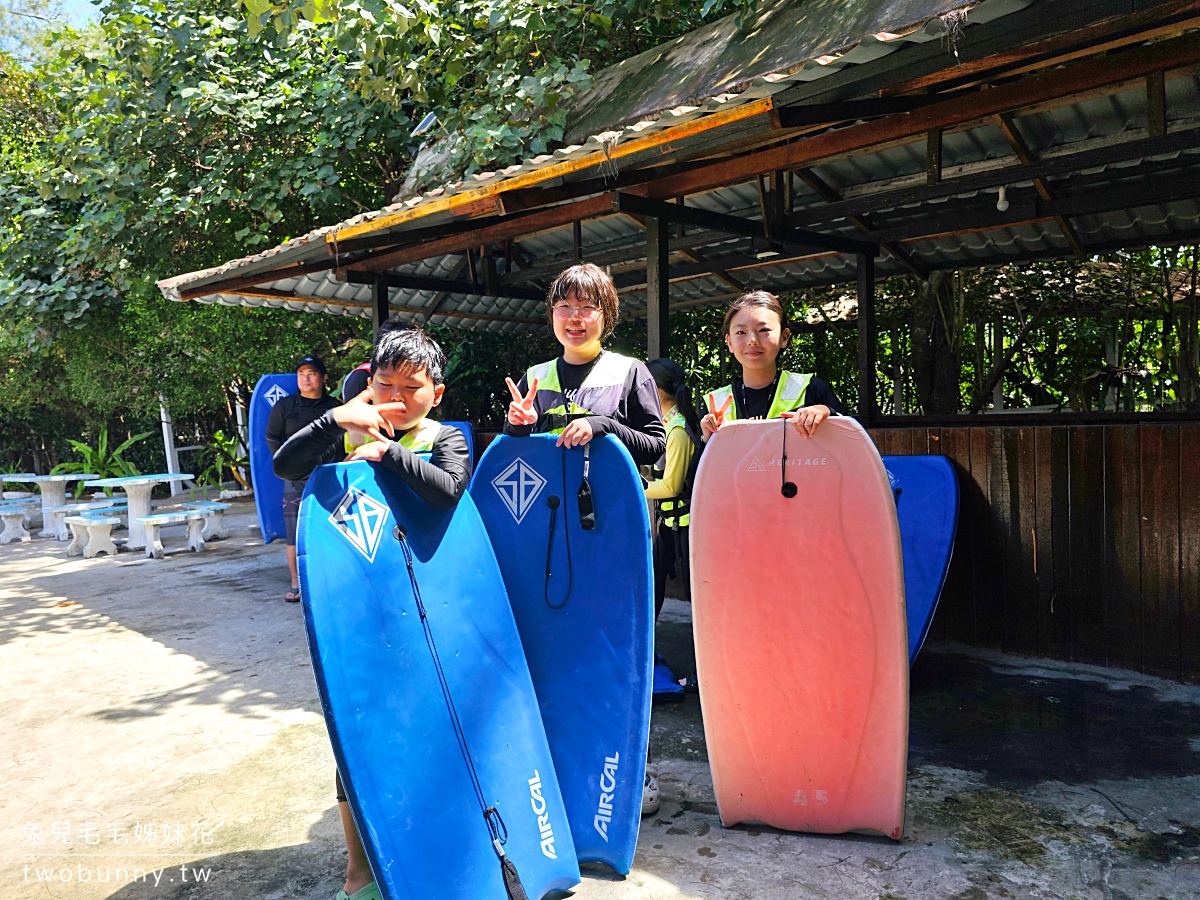 沙巴景點【海河灣 River Bay Beach】最美天空之鏡海灘,香蕉船、自助餐、蠟染DIY一日遊 @兔兒毛毛姊妹花 沙巴景點【海河灣 River Bay Beach】最美天空之鏡海灘,香蕉船、自助餐、蠟染DIY一日遊 @兔兒毛毛姊妹花