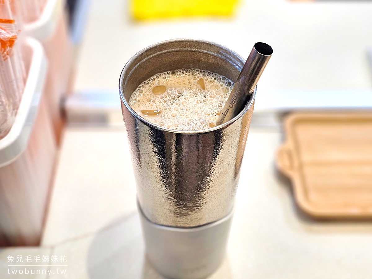 TiKOBO 鈦工坊純鈦鯨魚杯二代｜超輕大容量吸管保溫杯推薦，純鈦材質好清洗不卡味 @兔兒毛毛姊妹花