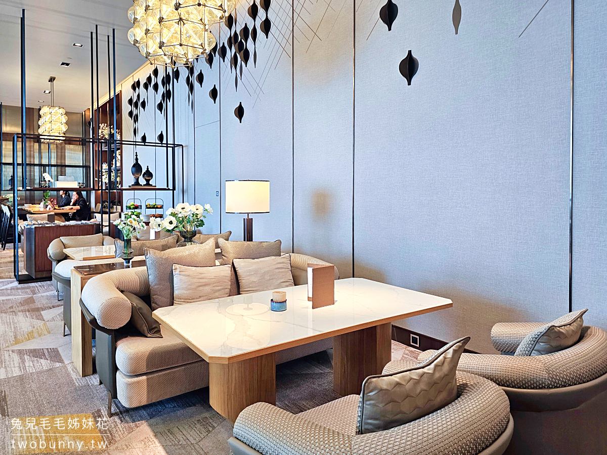 【帕亞泰易思廷大酒店 Eastin Grand Hotel Phayathai】曼谷住宿推薦｜機場快線直達、雙臥室套房、無邊際泳池 @兔兒毛毛姊妹花